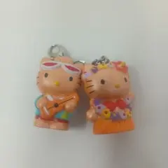 日焼けキティ　ダニエル チャーム 黒キティ　ペア　ハワイアン
