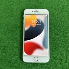 美品 Apple iPhone 7 32GB docomo