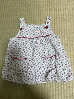 赤い花柄スリーブレスワンピース