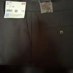 新品・未使用　UNIQLO 感動スリムパンツ　Lサイズ