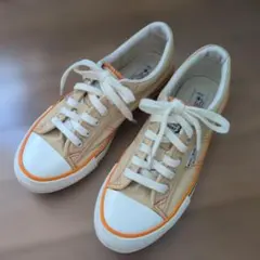 Item thumbnail for item f5f04143-3add-4b80-b9e3-0b80b08dc82d