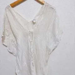 ホワイト Vネック ドルマンスリーブ シャツ 【M】