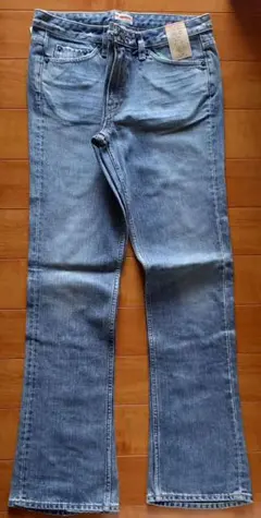 Item thumbnail for item 3d9dd901-440f-42b3-a749-f45f37848ae4