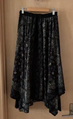 JEANASSIS ペイズリー柄アシンメトリースカート