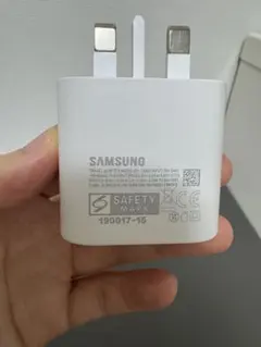 海外 電源アダプタ用プラグ