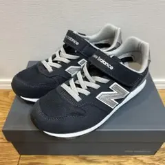 美品 ニューバランス 21.5cm 996 シューズ 靴 キッズ 子供 ジュニア
