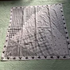 タイムセール中　ミッキーマウススカーフ　ディズニー