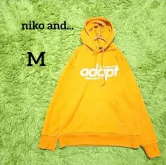 【ニコアンド】パーカー　M　オレンジ　プルオーバー　プリント　カジュアル