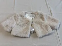 H&M フェイクファー ボレロ ベージュ 110-116cmのサムネイル