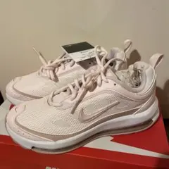 新品未使用　ナイキ　エアマックスAP ウィメンズ　24cm ピンク