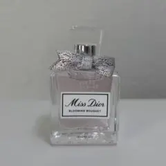ミスディオール ブルーミングブーケ　5ml 香水　dior