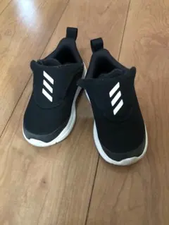 adidas FortaRun FY3061 スニーカー