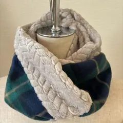 お得❤️グリーン　チェック❤️ジャガード　ボア　フリース　スヌード　マフラー　グレー