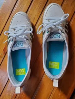 adidas NEO スニーカー ホワイト/ターコイズ