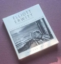 Elliott Erwitt 1/125 写真集 - メルカリ