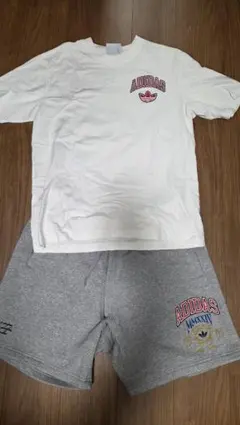 adidas 2点セットTシャツとショートパンツセット L