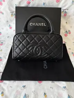 ☆おしゃれ☆ブラック レザー キルティング ボストンバッグ /箱付き