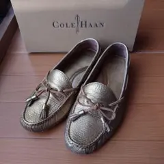 未使用◼︎Clarks モカシンローファー ゴールド【24.5】ダンバー
