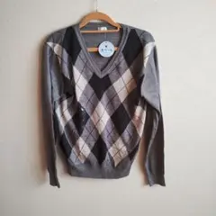 グレー系ダイヤモンド柄ニット