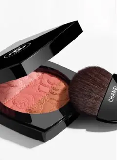 CHANEL ピンク系 チーク ブラシ付き