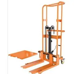 R602【購入前配送先確認】ハンドフォークリフト400kg 195×108×60 R602【購入前配送先確認】ハンドフォークリフト400kg 195×108×60 店舗用品