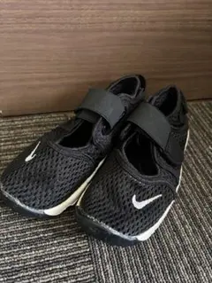 Nike キッズ サンダル ブラック