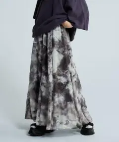 jeanasis(ジーナシス)＊フラワープリントフレアスカート＊新品タグ付きのサムネイル
