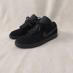 Nike Air Jordan 1 Low Triple Black ナイキ