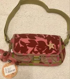 新品タグ付き　キプリング　ショルダーバッグ　正規品　レア　モンキーチャーム