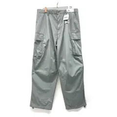 新品UNIQLO:Cワイドフィットカーゴパンツ 3975のサムネイル