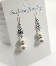【209】雪だるまピアス(シルバー)