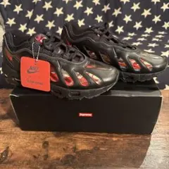 SUPREME × NIKE AIR MAX 96BLACK/SPEED RED