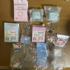 ハローキティ シークレットストラップ　キルト　CD風キーホルダー　グッズセット