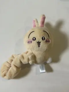 ちいかわ　ぬいぐるみシュシュ　うさぎ