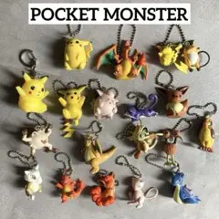 初期 ポケモンホルダー モンコレ フィギュア フルタ製菓 リザードン ピカチュウ