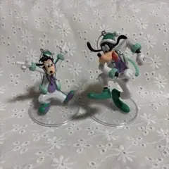 ディズニー グーフィー　マックス クリスマス オーナメント フィギュア 台座付き