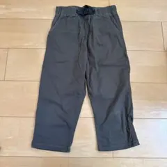 カーキ　七分丈パンツ140サイズ