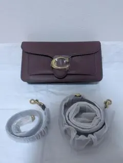 12/4まで期間限定特価！新品未使用COACHショルダーバッグワインレッド