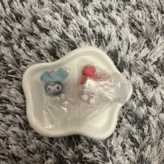 TWICE サンリオ　カプセルトイ