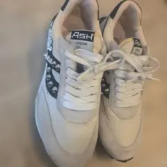 ASH スタッズ付きスニーカー ホワイト/グレーのサムネイル