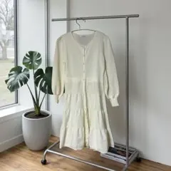 ギャラリービスコンテGALLELYVISCONTYアイボリー ティアードドレス