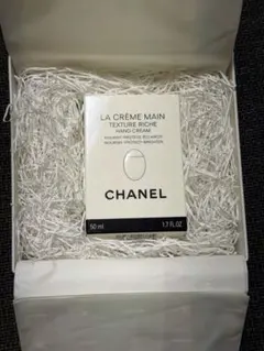 新品未使用 未開封 ギフトボックス付 CHANEL ハンドクリームのサムネイル
