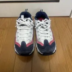 スケッチャーズ スニーカー