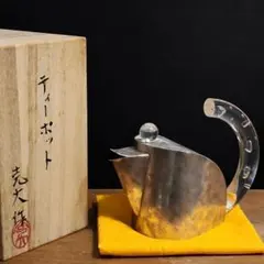 Item thumbnail for item ece302a4-3e8c-4e5c-9e8a-b5694c859453