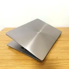 超薄軽量ASUSローズゴールドSSDモバイルノートパソコンWin11オフィス