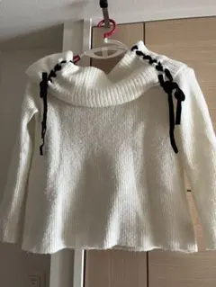 CECiL McBEE ニットトップス　オフショルダー