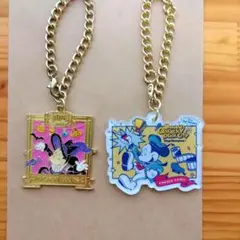 ディズニー　非売品　チャーム　2点