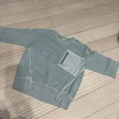 5部袖Tシャツとチェックパンツ