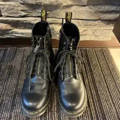 ドクターマーチン8ホールブーツ☆黒サイドジップ