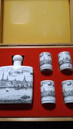 Item thumbnail for item 3d5d00d6-e1e3-4f75-9cde-541a05fc827f